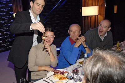 voir sa montre dans la main du pickpocket produit toujours son effet!